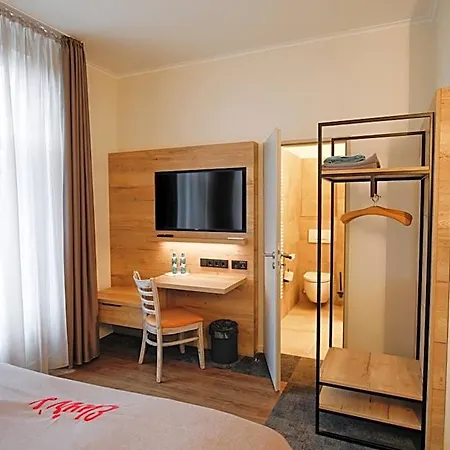 Restaurant Zur Linde Hotell